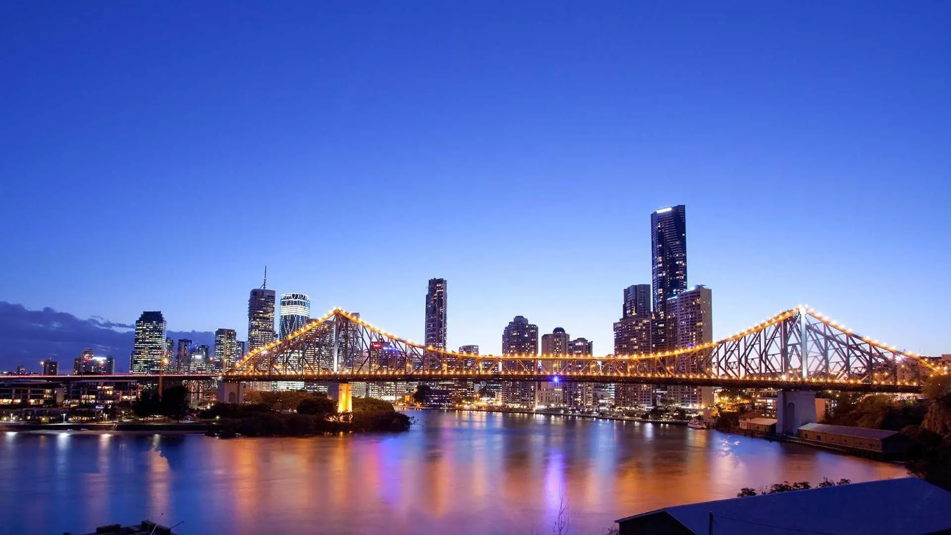 Mod Brisbane Apt Near Southbank W Pool & Parking Apartment 0*,  Australia