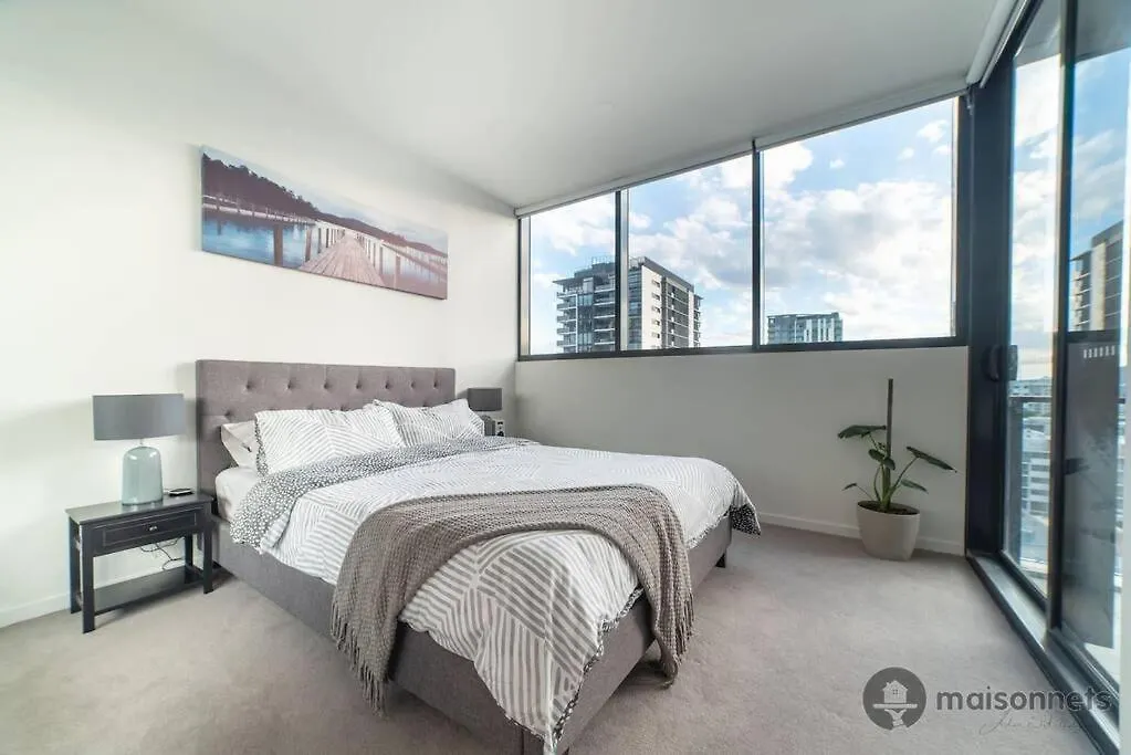 Mod Brisbane Apt Near Southbank W Pool & Parking Apartment 0*,  Australia